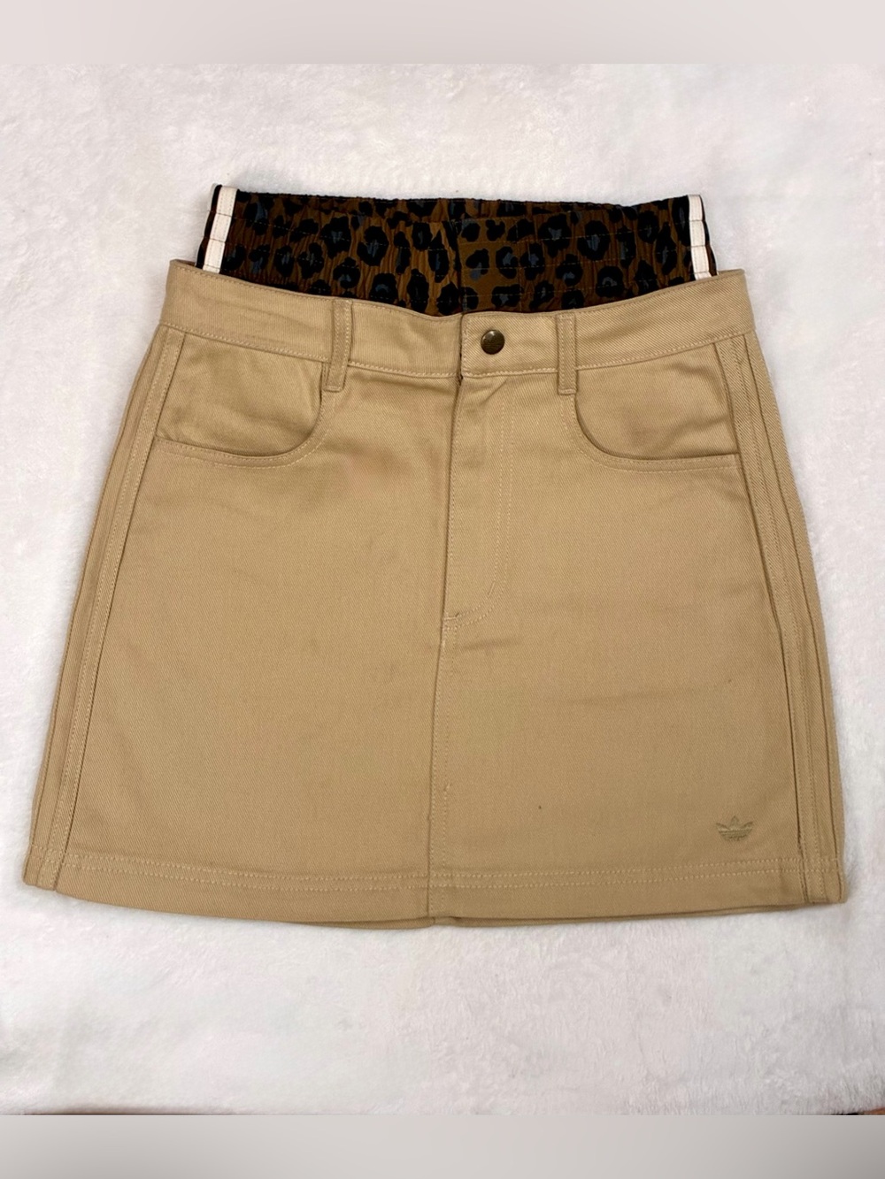 adidas Originals Firebird Utility Mini Skirt Stone Khaki Leopard US 2